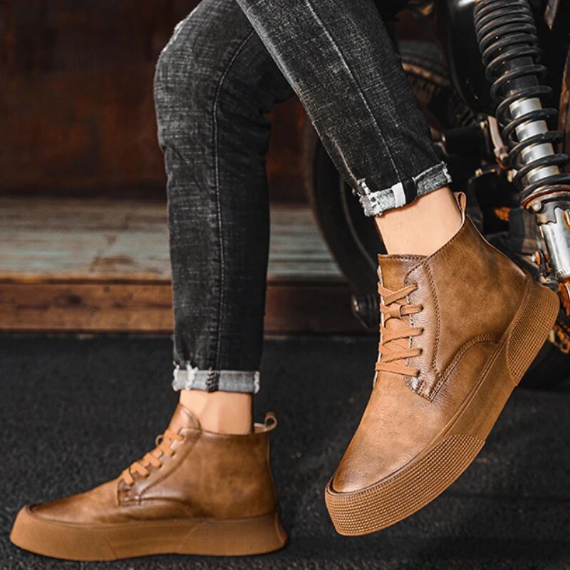 Lace - Up Boots Men Robust Durable Design with Timeless Appeal - Hudson Harper - Boots