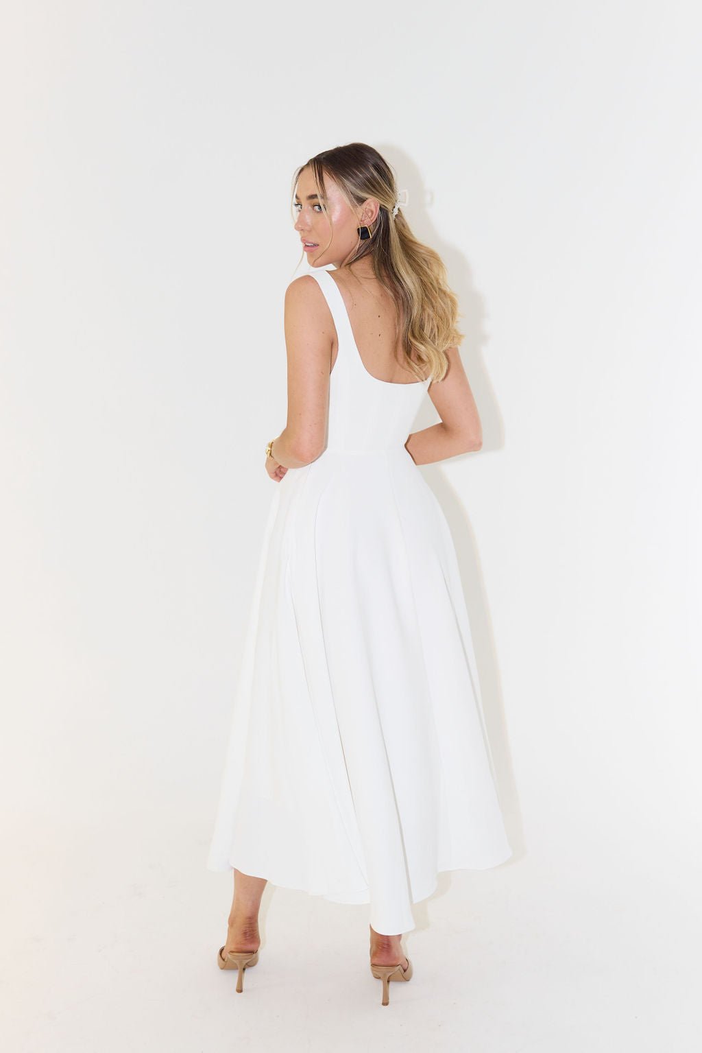 Women Dress Sleeveless V - Neck Pleated Knee Length Fit - Hudson Harper - Women Midi Dress