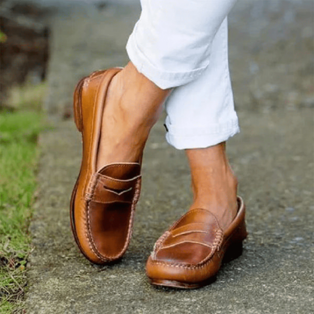 Women's Shoes — Slip - On Flat Sole Closed Low Profile Design - Hudson Harper - Women Shoes