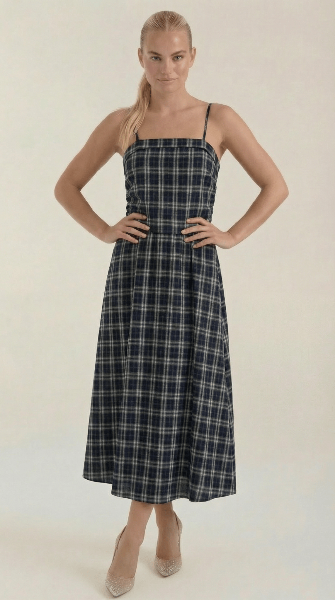 Women's Midi Dress - Square Neckline Sleeveless Loose Fit - Hudson Harper - Women Midi Dress